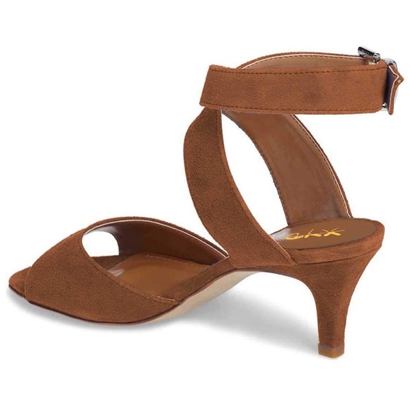 XYD Elegant Suede Open Toe Cross Strap Sandals - Picture 2 of 10